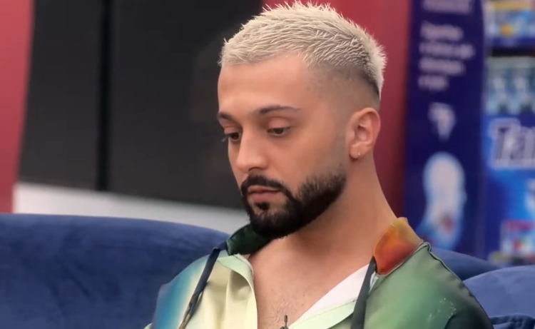 Aksidenti TRAGJIK i mori jetën vëllait, por si po e përballon Gjesti këtë humbje? Flet miku i ngushtë i këngëtarit