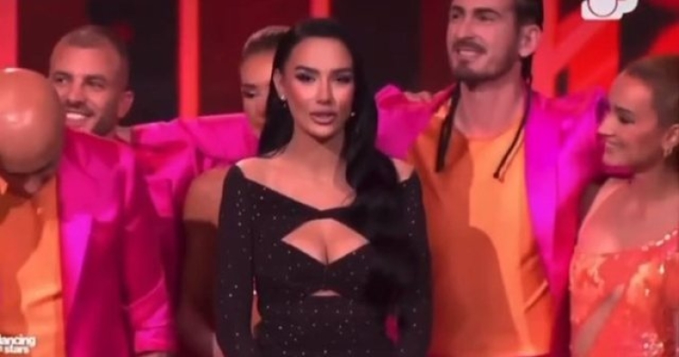 Bora Zemani 'lë nam', ngatërroi G-në me K-në dhe gafa e saj po bën xhiron e rrjetit