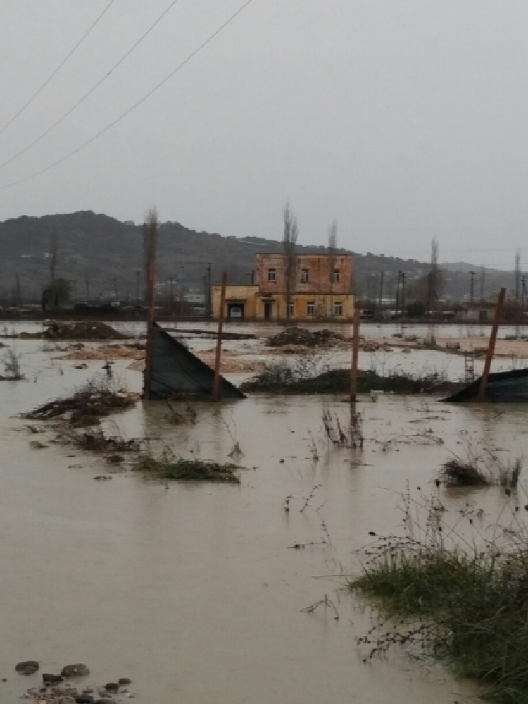 Durrës, përveç përmbytjeve paraqiten kufizime në furnizimin me ujë të pijshëm