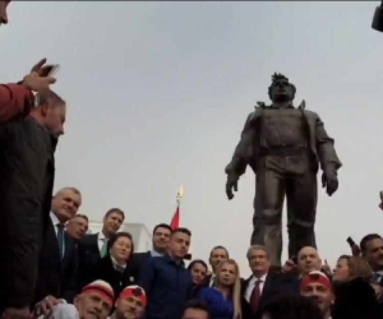 Busti i Hajdarit, Idajet Beqiri: Sali Berisha u kthye në vendin e krimit, tregoi se aleanca e tij me Metën nuk ka vdekur