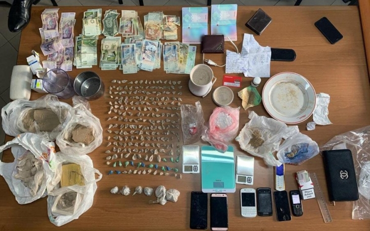Policia zbulon laboratorin e heroinës së ''PIPOS dhe LOLIT''