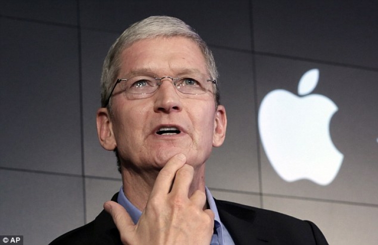 Apple gati për të nxjerrë Iphone-in e ri: FBI këmbëngul për të patur akses të dhënash