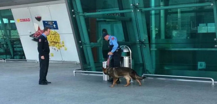 Shqipëria në alert! Rriten masat e sigurisë në Rinas.