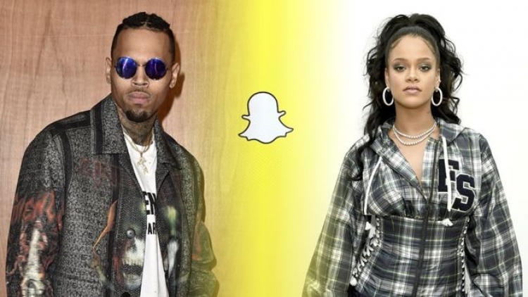 Pasi ''Snapchat'' ofendoi rëndë Rihannën dhe Chris Brown e pëson si mos më keq, Rihanna e bën të ''pendohet'' [FOTO]