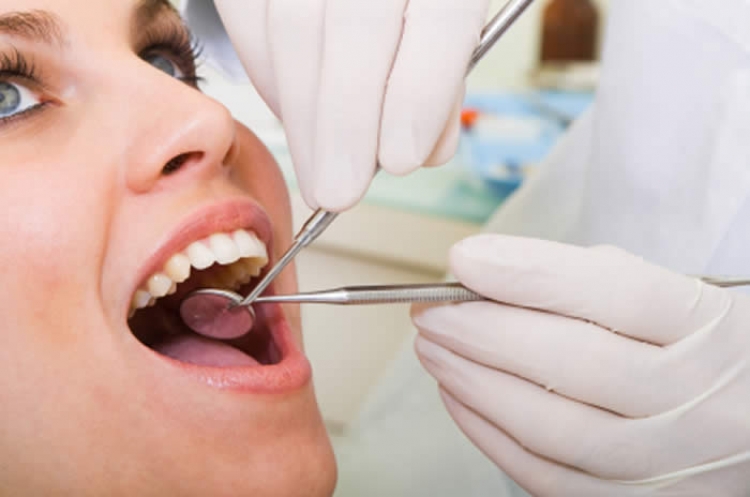 Qelizat staminale mund të zëvendësojnë edhe produktin për mbushje dhëmbesh