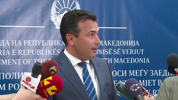 Kryeministri Zaev shpërthen ndaj akuzave: ''Nuk do të lejoj një pederast, të rrëzojë qeverinë time''