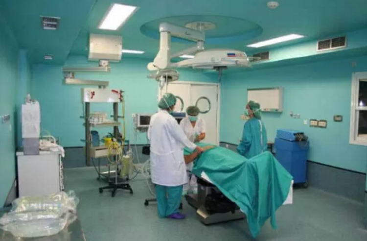 Elbasan, shkon të shohë trupin e pajetë të xhaxhait në morg, humb jetën 44-vjeçari me iniciale A.O