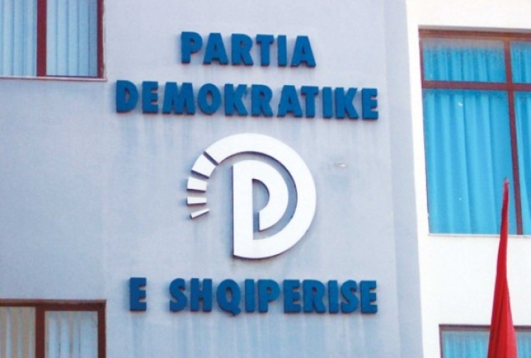 PD kallëzon penalisht kryetarin e Kuvendit Gramoz Ruçi