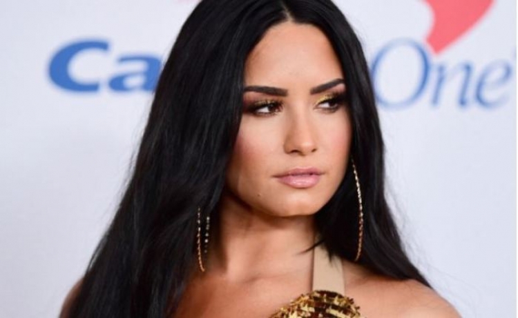 Demi Lovato reagon ashpër ndaj reklamave të 'Instagram'-it. 'Shkatojnë problem mendore dhe…'[FOTO]