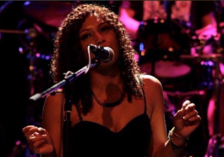 Këngëtarja e njohur britanike Daniella Obeng është gjetur e vdekur në një dhomë hoteli në Katar