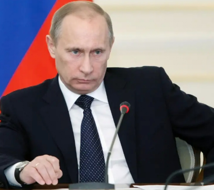 Putin “tkurret” në zgjedhjet lokale, ç’pritet të ndodh mes protestave?