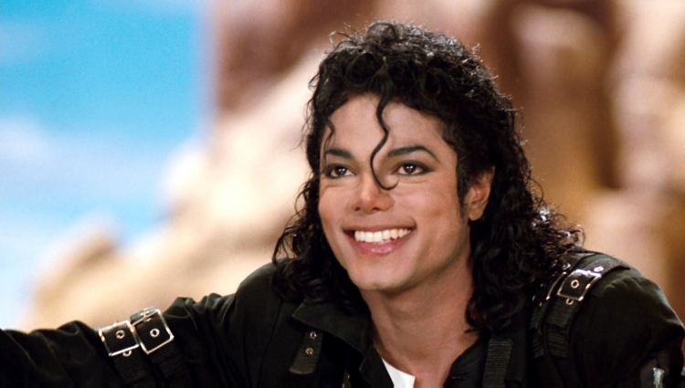 Filmi për jetën e Michael Jackson, do habiteni nga ngjashmëria e aktorit me yllin e pop-it [FOTO]