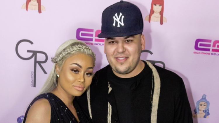 Blac Chyna një pijanece e dëshpëruar! Ja çfarë i ka bërë Rob Kardashian-it para ndarjes [FOTO]