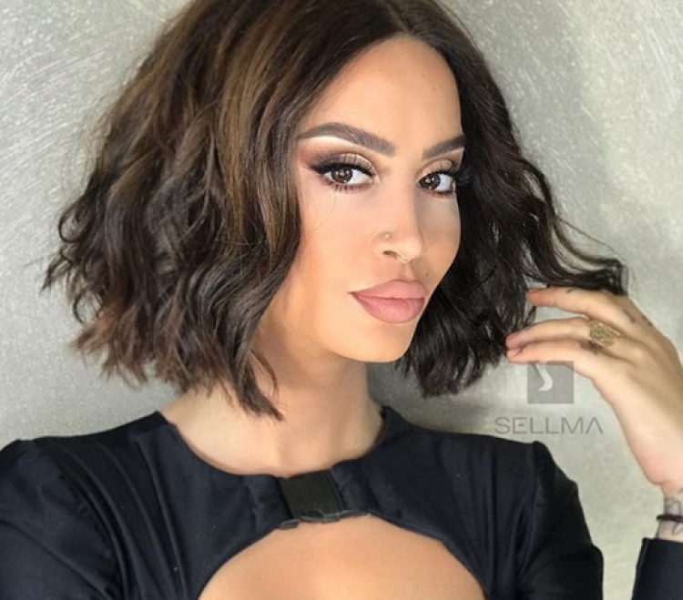 Dafina Zeqiri poston këtë twerk para pasqyrës dhe ‘djeg’ Instagramin [VIDEO]