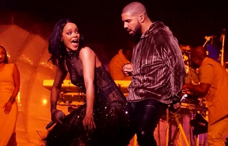 Riri dhe Drake përsërisin performancën e BRIT Awards