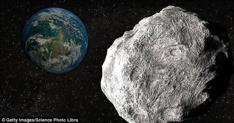 NASA publikon imazhet e asteroidit gjigant që kërcënoi tokën [VIDEO]