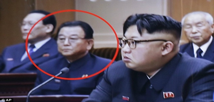 Diktatura e Kim Jong-ut nuk njeh limite, ekzekuton ministrin se ishte ulur keq në takim