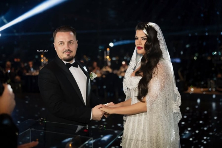 Eronita reagon ndaj paragjykimeve për martesën me Bleron, zbulon mesazhin e tij te parë