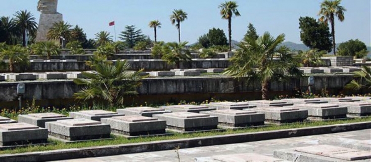 Në 29 nëntor varrezat e të rënëve për liri me pamje ndryshe