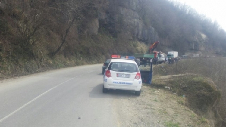 Aksident në Burrel, përplasen dy makina, plagoset pasagjeri 53-vjeçar me iniciale P.S