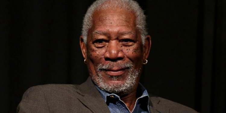 Google kthen Morgan Freeman në udhërrëfyesin tuaj