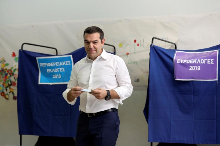 Greqia sot në zgjedhje parlamentare, sulmohen me bomba molotov zyrat e PASOK