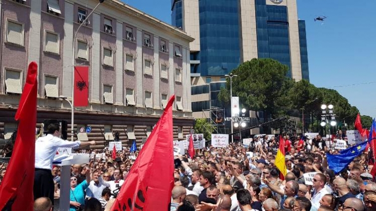 Mbyllet protesta e opozitës. Basha:Sot folën shqiptarët dhe Evropa [Foto]