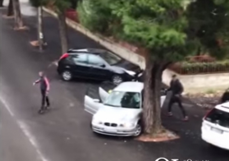 Sherr shqiptarësh me sëpata, kamxhik dhe kaçavida, policia arreston 6 persona [VIDEO]