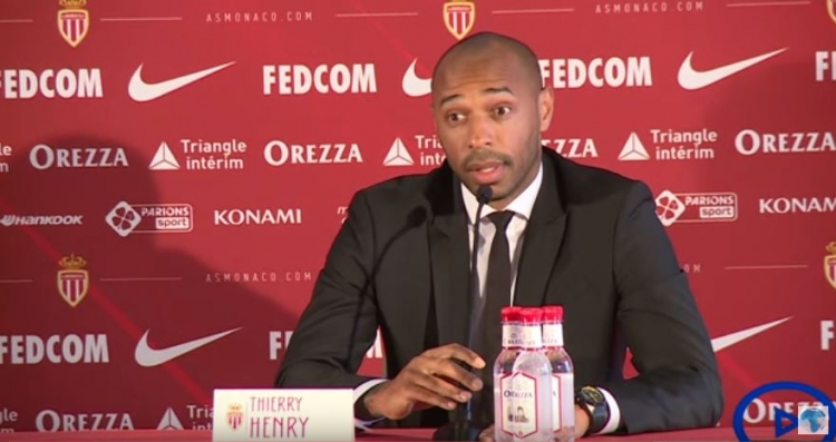 Të harrosh kombësinë tënde, kjo ka ndodhur dhe me Thierry Henry në konferencën e tij të parë si trajner[VIDEO]