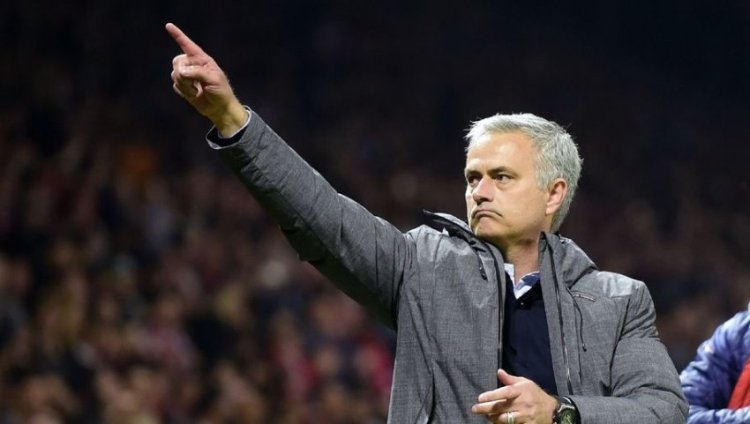 U eleminua nga Champions League, tekniku Mourinho bën gati largimet nga United