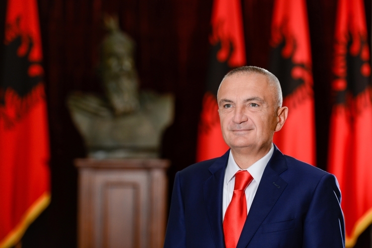 I mbaron mandati në krye të KLSH-së, presidenti Meta reagon për Bujar Leskaj: Të qëndrojë deri sa...