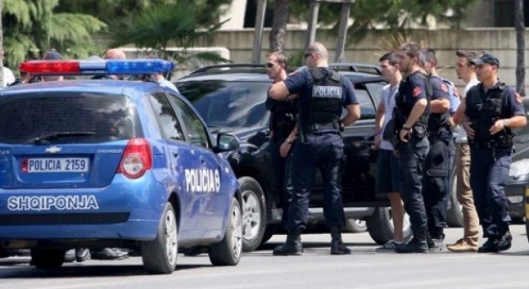 Nisin masat e policisë për zgjedhjet dhe protestën në Kavajë