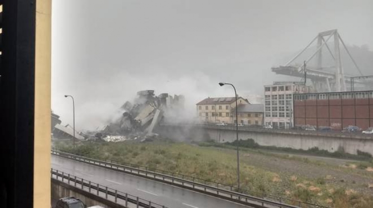 Dhjetëra të vdekur nga shembja e urës në Genova [VIDEO]