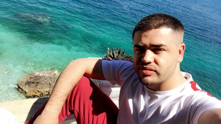 Noizy nis sezonin veror, ja femra që e shoqëronte reperin [FOTOVIDEO]