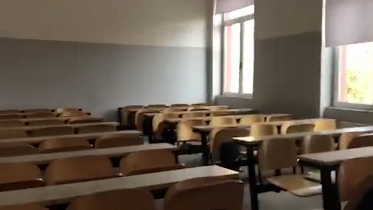 EKSKLUZIVE IN News/ Pamjet brenda auditorëve, sallat bosh të gjithë studentët në protestë [VIDEO]