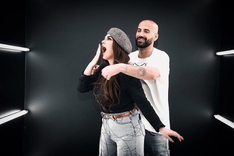 Sot janë shumë të dashuruar, Fifi zbulon kur u njoh për herë të parë me Adisin, të dashurin e saj!