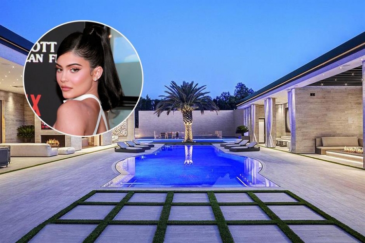 Hyri dhunshëm në shtëpinë Kylie Jenner për t’i shprehur dashurinë, arrestohet 35-vjeçari