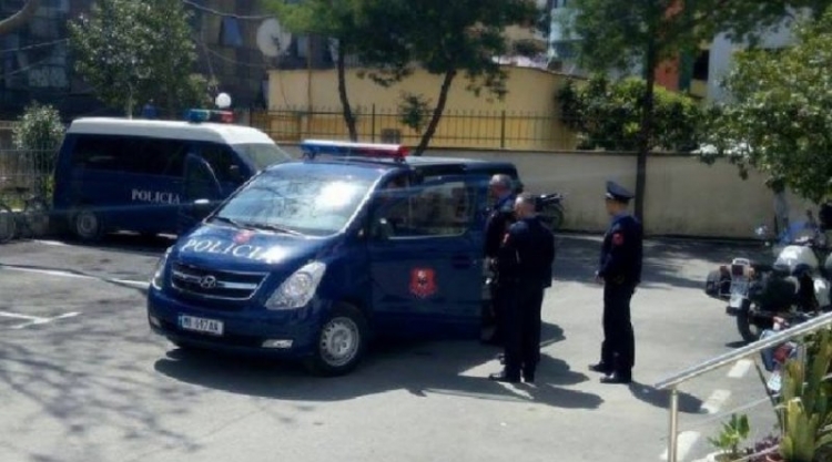 Zhduken dy djem nga Vlora. Familjarët në alarm: Kemi humbur kontaktet prej dy muajsh