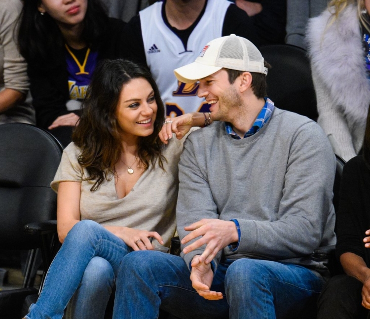 Mila Kunis dhe Ashton Kutcher shfaqen për herë të parë me djalin dhe ai është i adhurueshëm