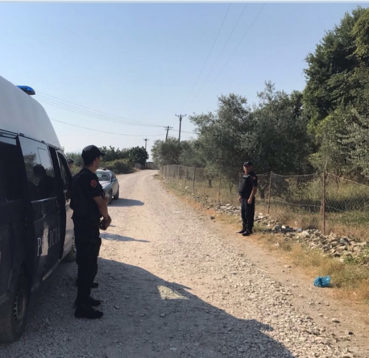 Policia Malit të Zi kap 33 kg kanabis në kufi me Shqipërinë, arratiset trafikanti