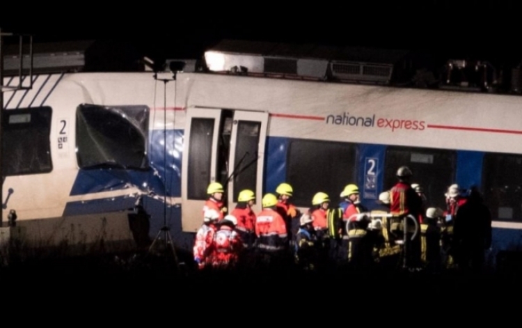 Gjermani, raportohen mbi 50 persona të plagosur nga përplasja e dy trenave në Dyseldorf mbrëmjen e djeshme