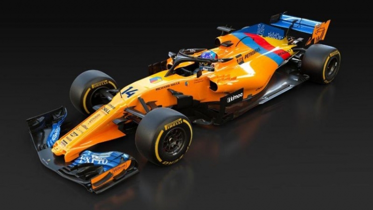 Kampioni i botës në Formula 1 zhvillon garën e fundit! Ja surpriza e mrekullueshme nga skuderia e tij[FOTO]