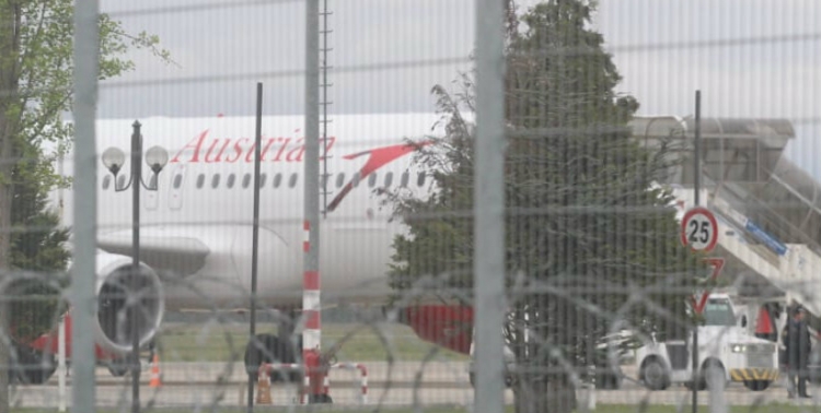 Grabitja në Rinas tremb kompaninë ajrore, vendos të mos transferojë më para nga Shqipëria