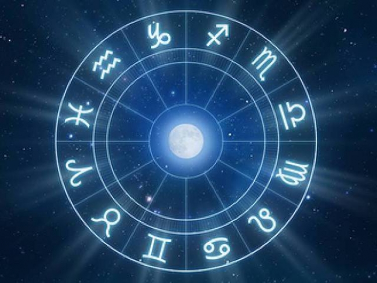 Ja cila është shenja më e favorizuar e horoskopit për muajin Tetor