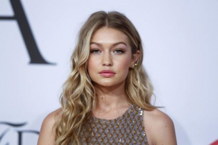 Gigi Hadid “shokon”, shfaq probleme me depilimin...[FOTO]