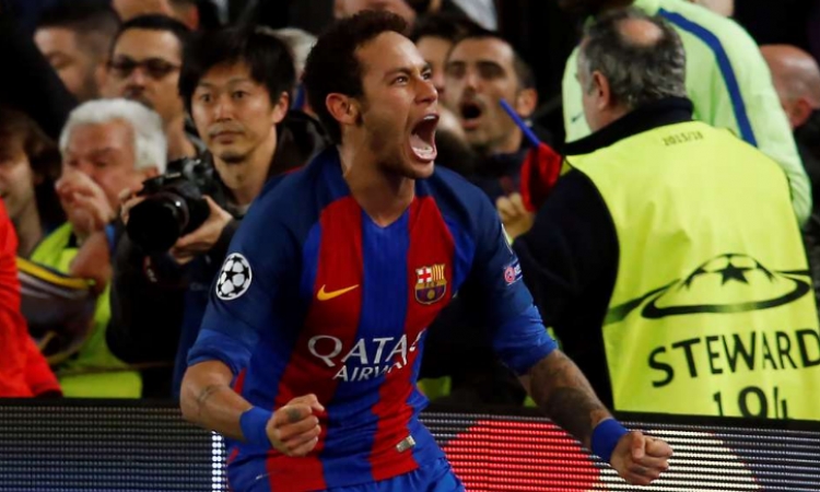 Neymar tallet rëndshëm me futbollistët e PSG. Do të shkriheni së qeshuri! [FOTO]