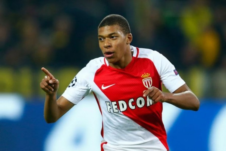 Tjetër ekip i hyn garës për Mbappe 100 mln euro për sulmuesin francez