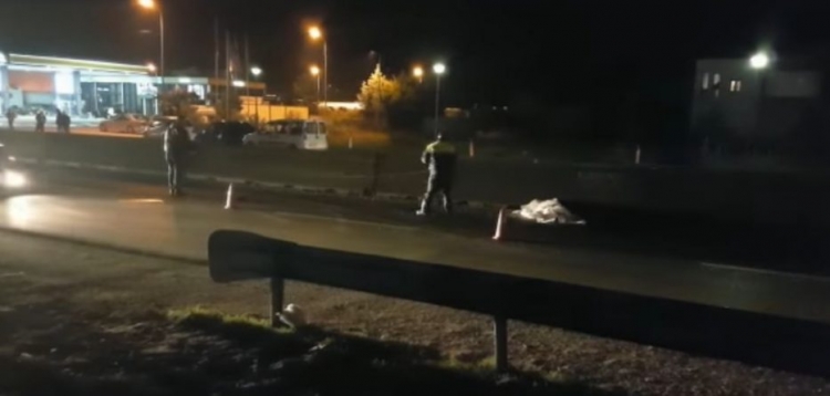 Aksident i rëndë në Elbasan, makina përplas këmbësoren e moshuar