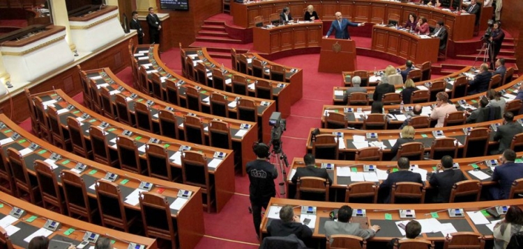 Habit analisti i njohur, në Shqipëri do krijohet një ''Vetëvendosje''
