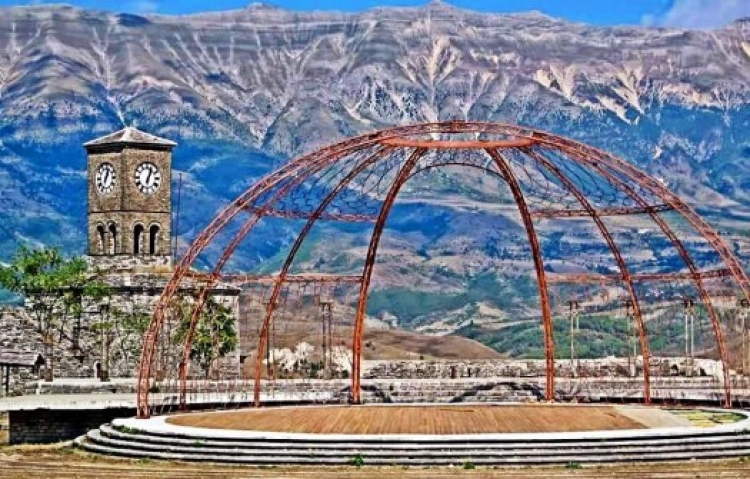 Wall Street Journal: Gjirokastra  qyteti më intrigues në botë [FOTO]